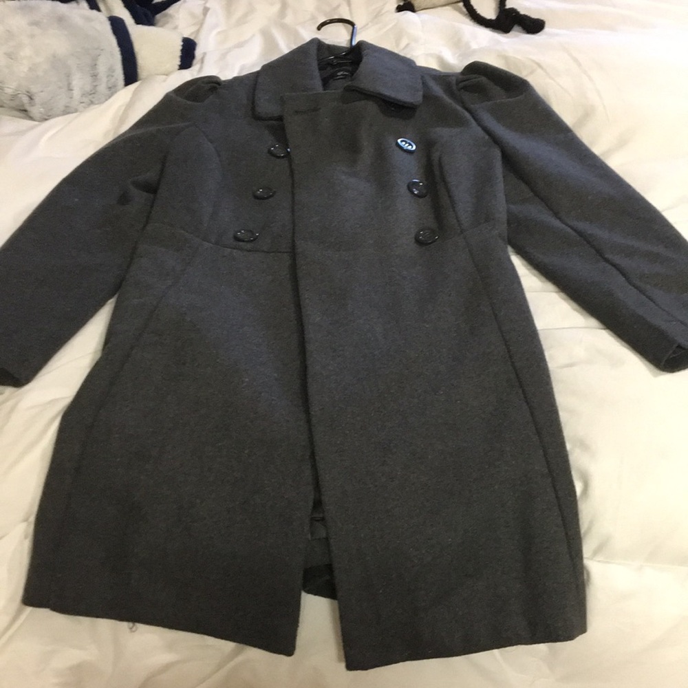 Grey coat